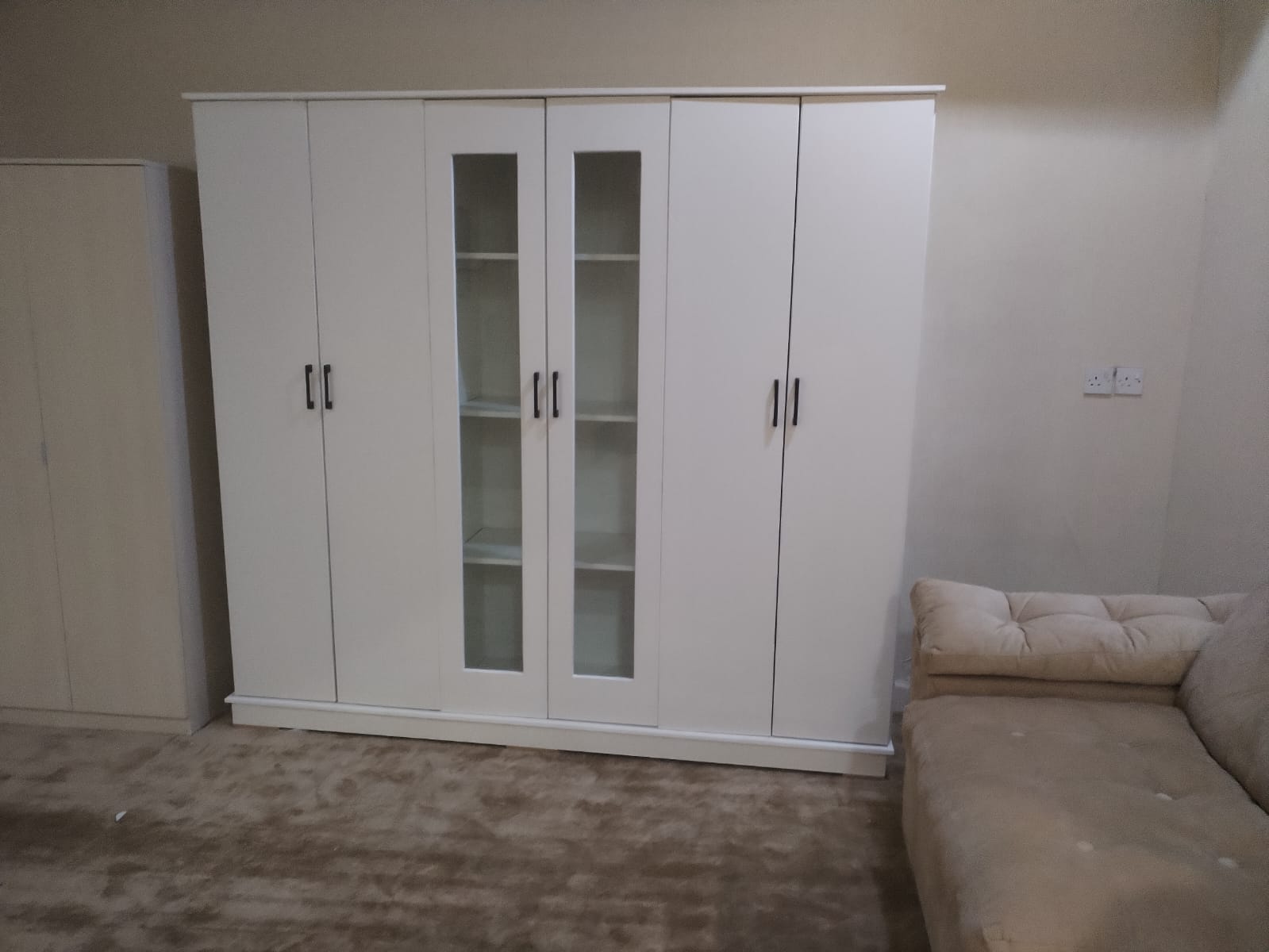 fe72855f-1e24-4036-849a-6e6015fea665_دواليب جديده حراج.jpeg